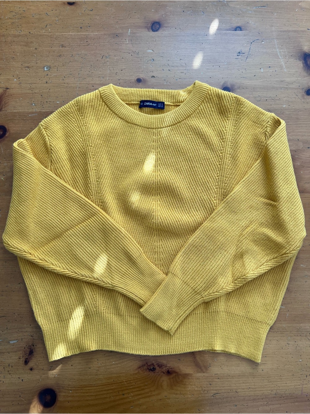Zara Women's Mustard Yellow Crewneck Sweater